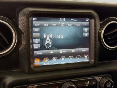2020 Jeep Wrangler Unlimited Sahara Altitude 4x4