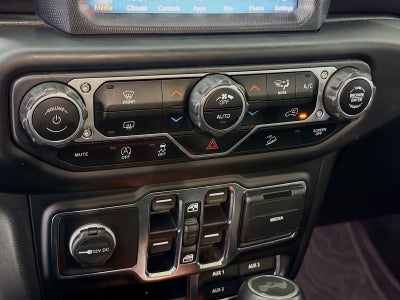 2020 Jeep Wrangler Unlimited Sahara Altitude 4x4