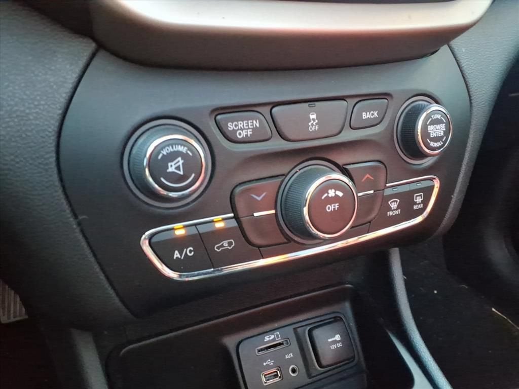 2016 Jeep Cherokee 75th Anniversary