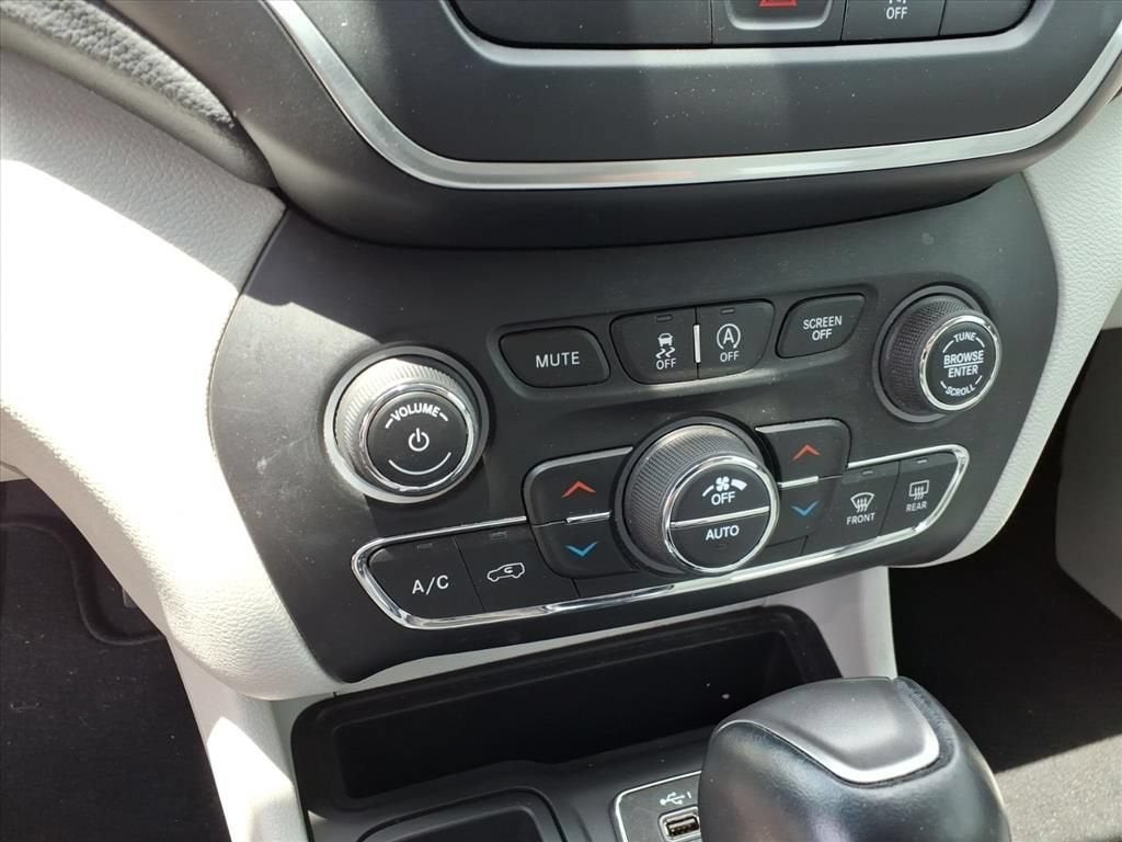 2022 Jeep Cherokee Latitude Lux FWD