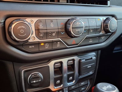 2025 Jeep Wrangler 2-Door Rubicon 4x4