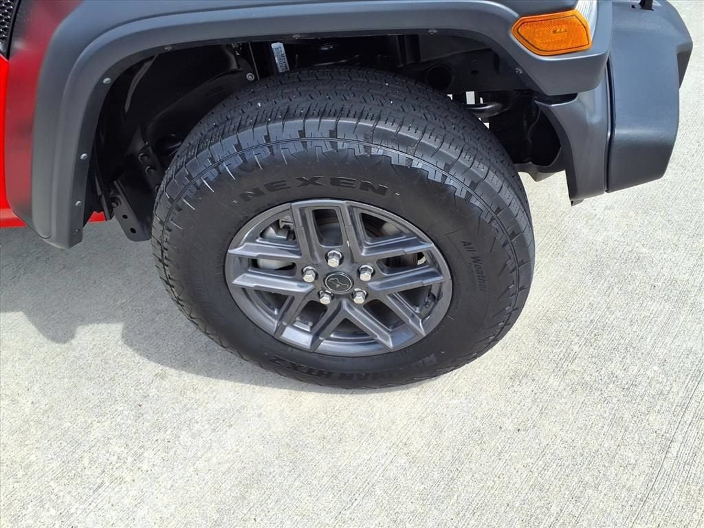 2025 Jeep Wrangler 4-Door Summit 4x4