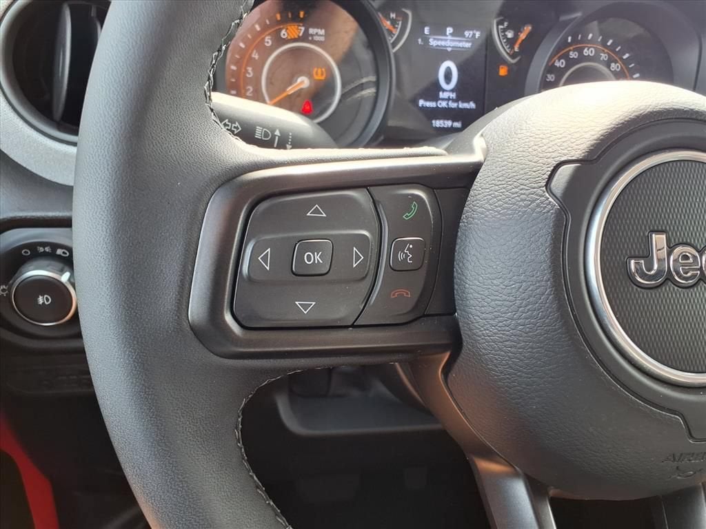 2025 Jeep Wrangler 4-Door Summit 4x4