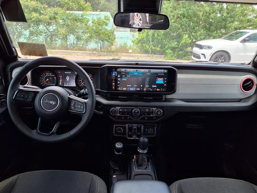 2025 Jeep Wrangler 4-Door Summit 4x4