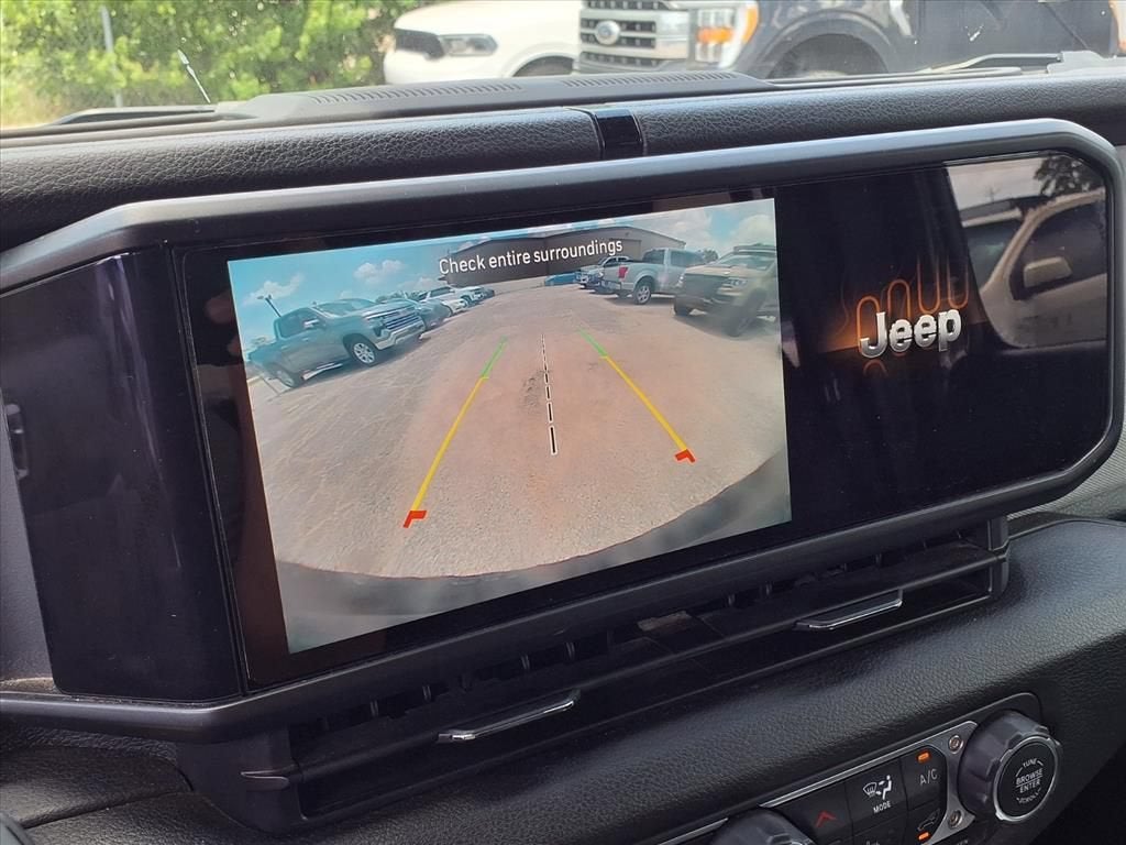2025 Jeep Wrangler 4-Door Summit 4x4