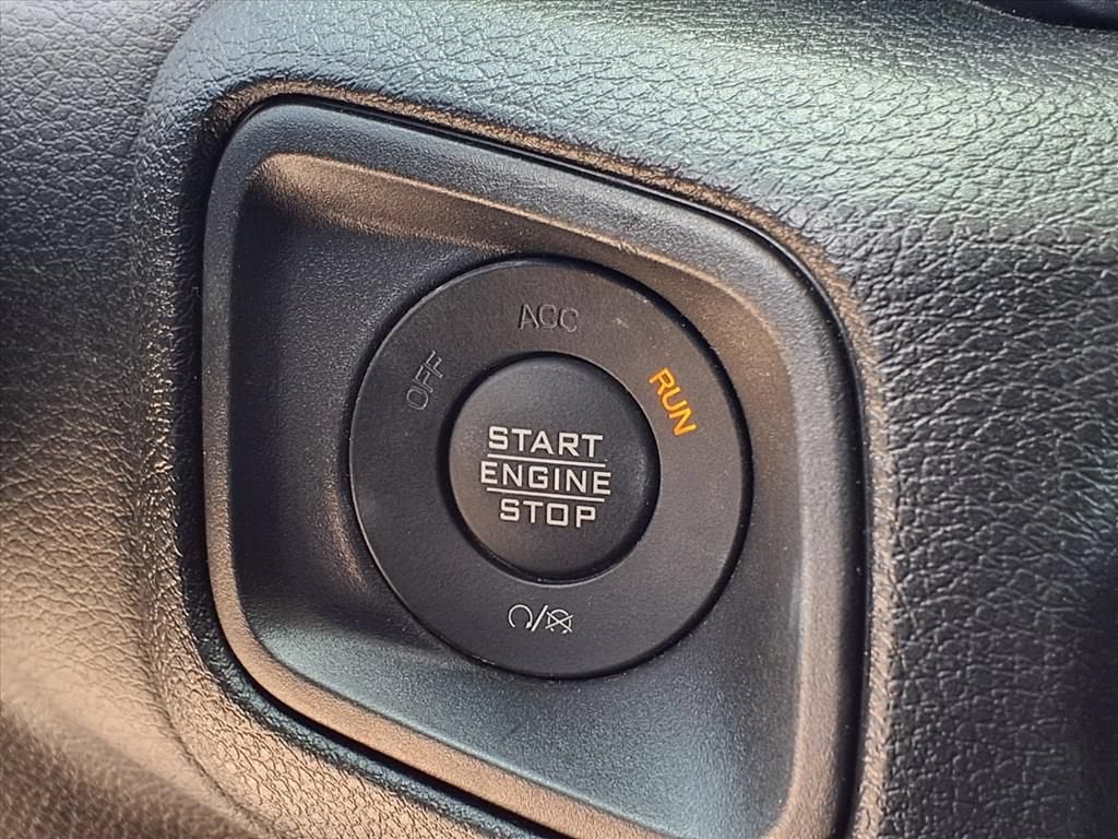 2025 Jeep Wrangler 4-Door Summit 4x4