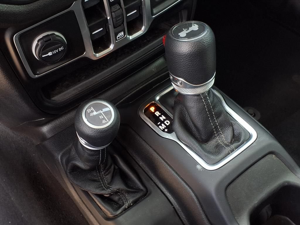 2025 Jeep Wrangler 4-Door Summit 4x4