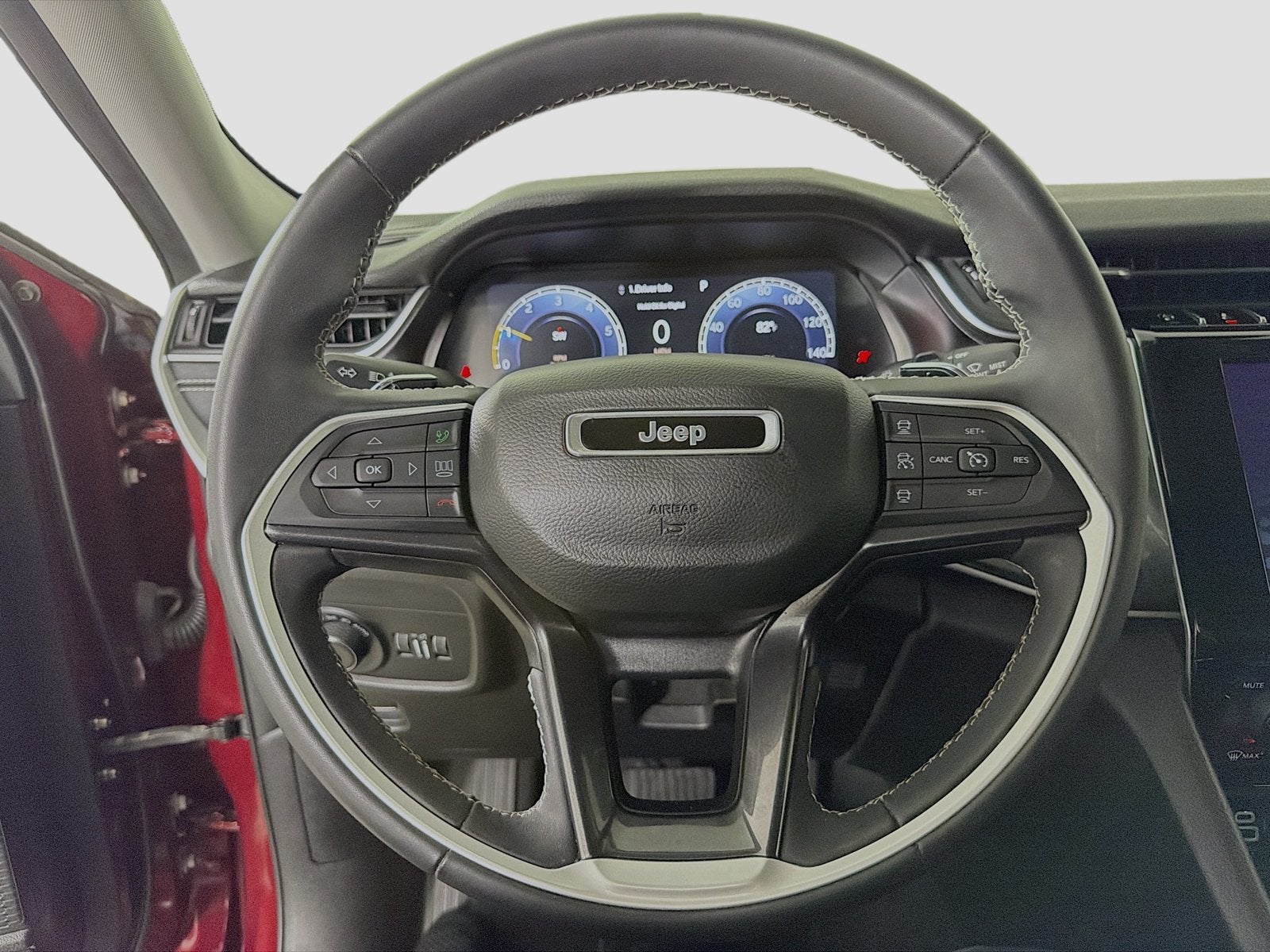 2023 Jeep Grand Cherokee Laredo 4x4