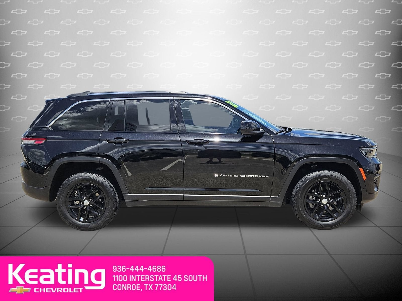 2023 Jeep Grand Cherokee Laredo X 4x4