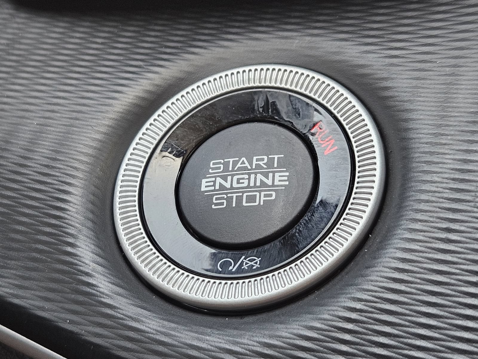 2023 Jeep Grand Cherokee Laredo X 4x4