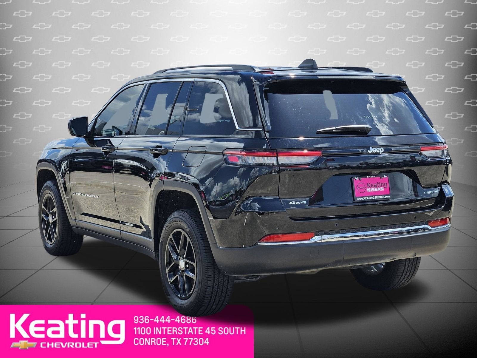 2023 Jeep Grand Cherokee Laredo X 4x4