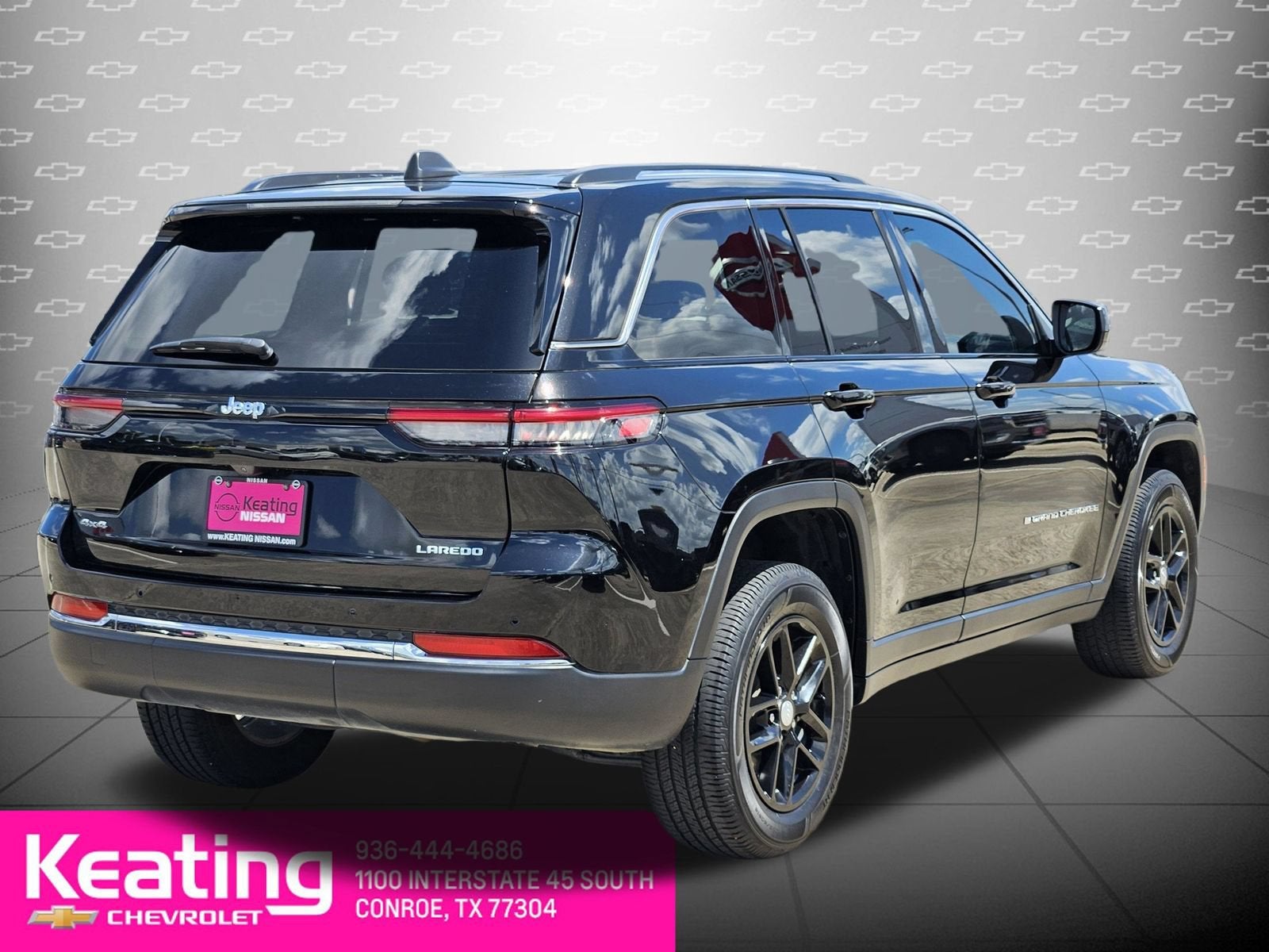 2023 Jeep Grand Cherokee Laredo X 4x4