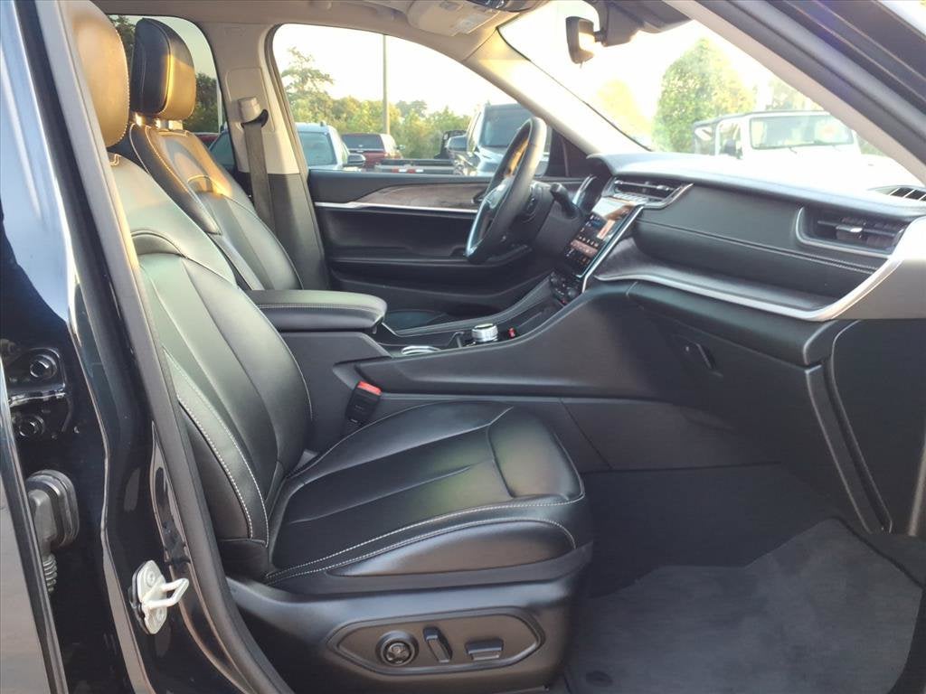 2023 Jeep Grand Cherokee L Limited 4x2