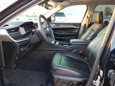 2023 Jeep Grand Cherokee L Limited 4x2