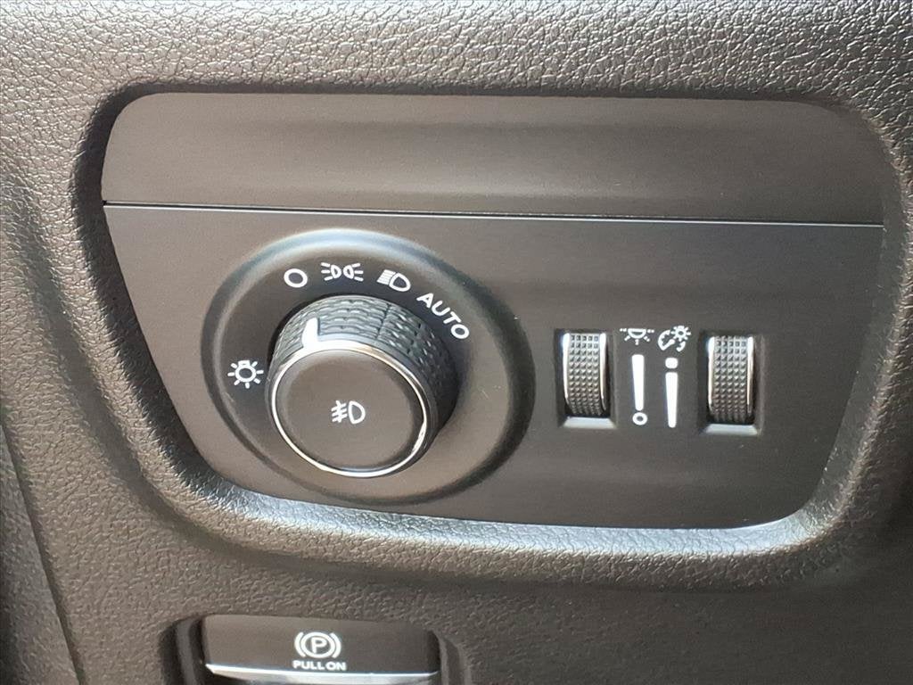 2023 Jeep Grand Cherokee L Limited 4x2
