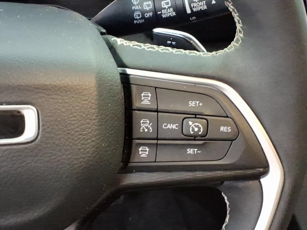 2023 Jeep Grand Cherokee L Altitude 4x4
