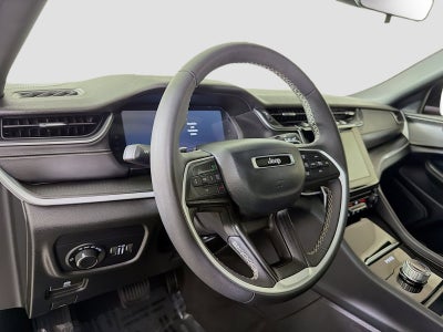 2025 Jeep Grand Cherokee L Laredo X 4x4