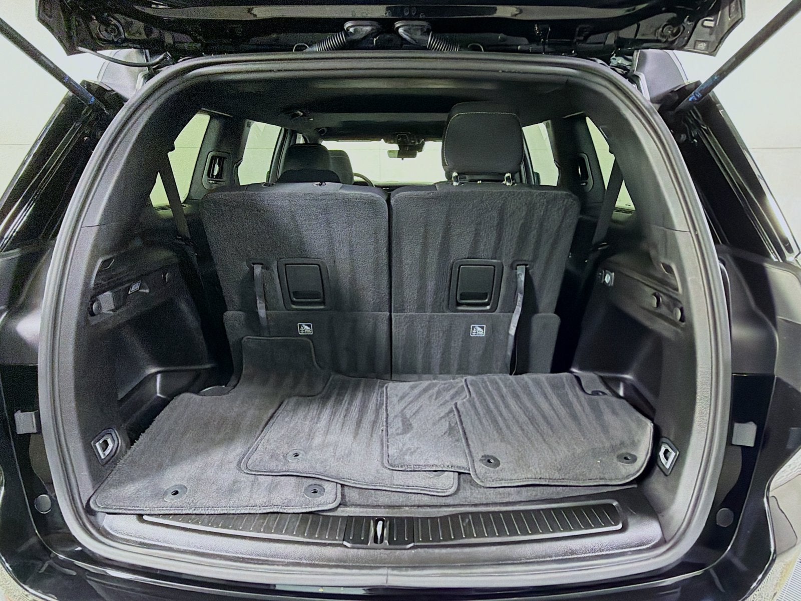 2025 Jeep Grand Cherokee L Laredo X 4x4