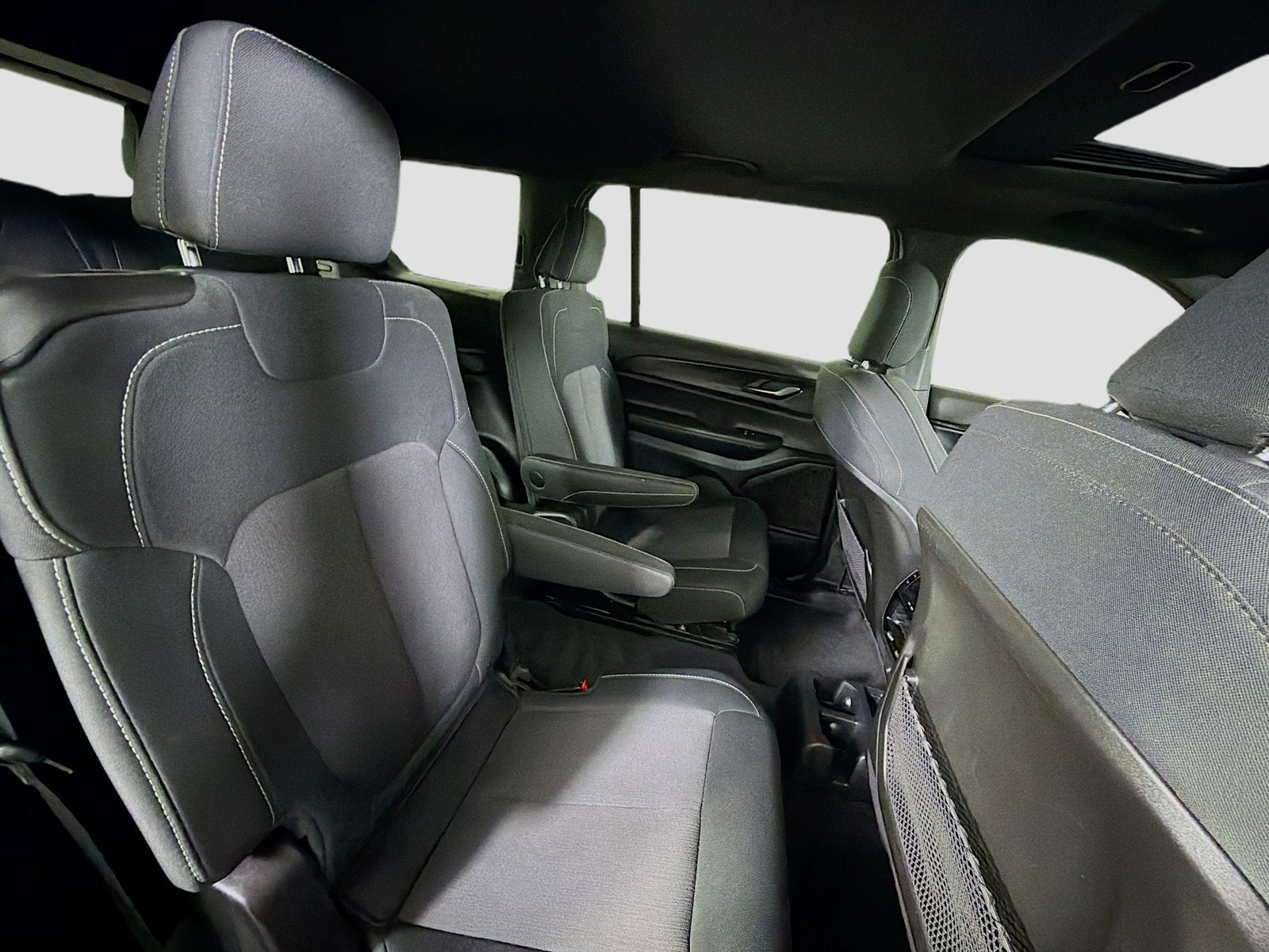 2025 Jeep Grand Cherokee L Laredo X 4x4