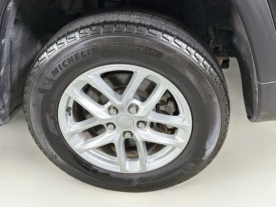 2025 Jeep Grand Cherokee L Laredo X 4x4