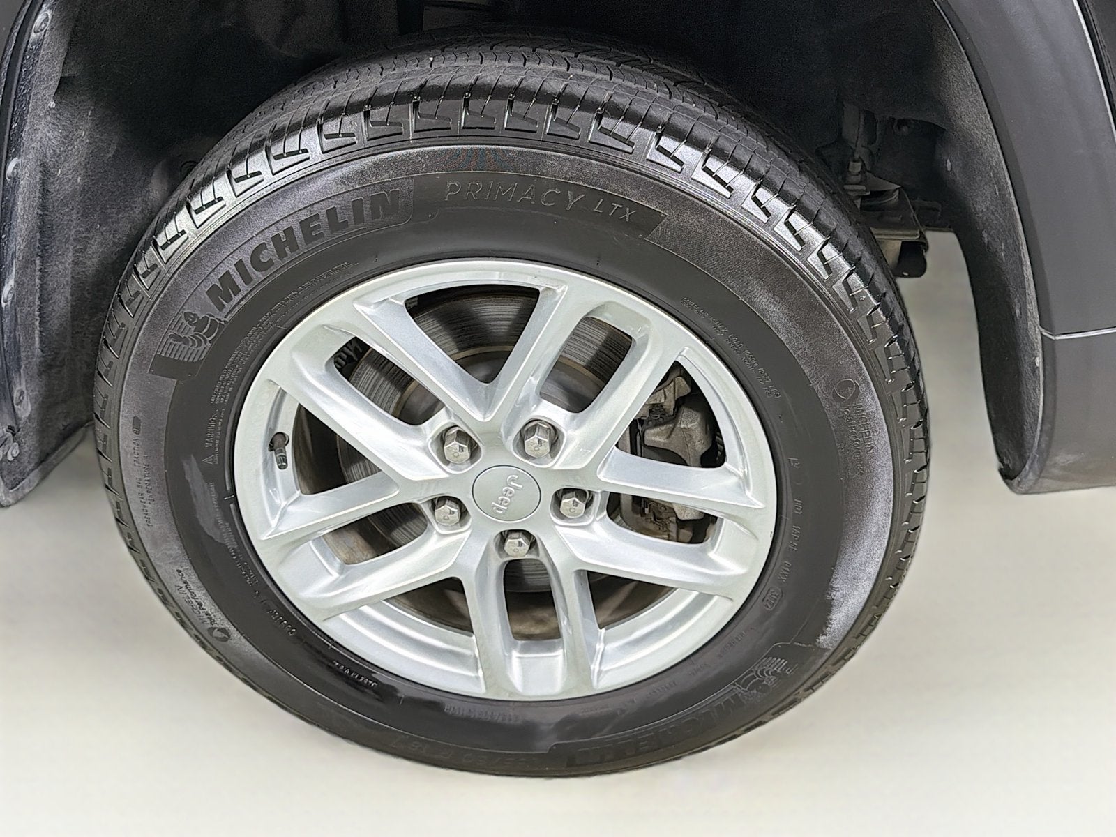 2025 Jeep Grand Cherokee L Laredo X 4x4
