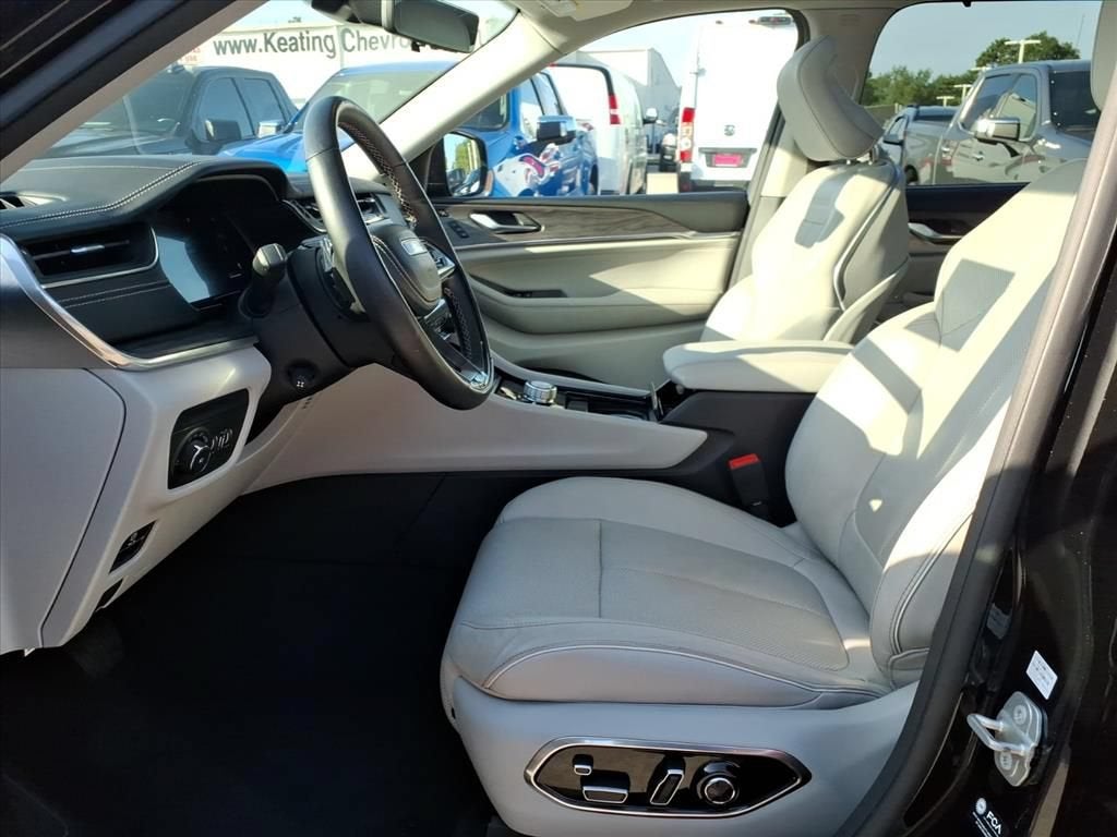 2023 Jeep Grand Cherokee L Overland 4x4