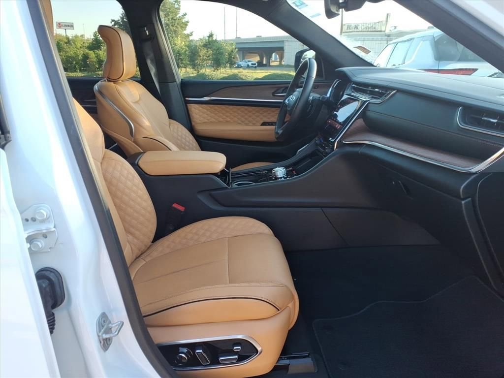 2025 Jeep Grand Cherokee L Summit