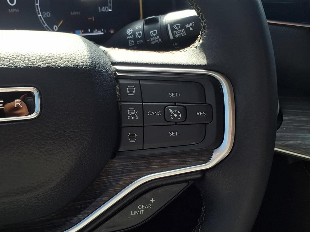 2024 Jeep Wagoneer L Series III