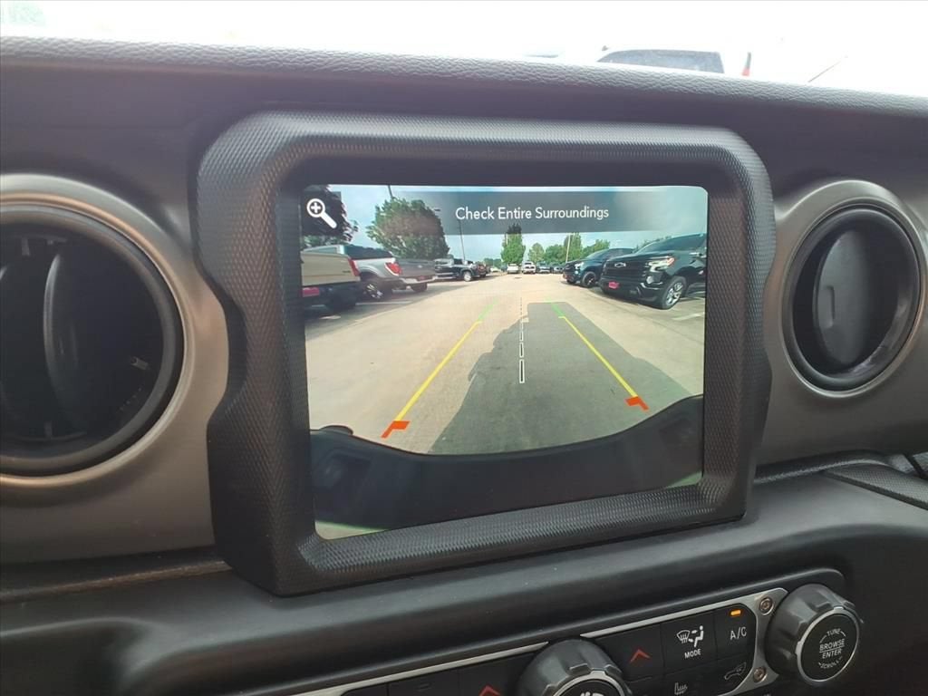 2022 Jeep Gladiator Willys 4x4