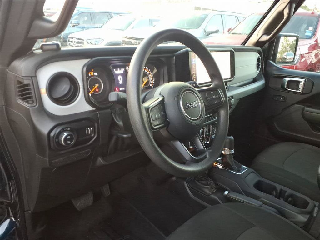 2025 Jeep Gladiador Nighthawk