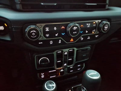 2025 Jeep Gladiator Mojave X