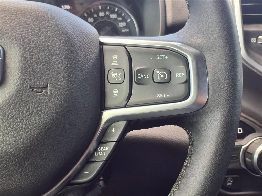 2025 RAM 1500 Lone Star Crew Cab 4x2 5'7" Box