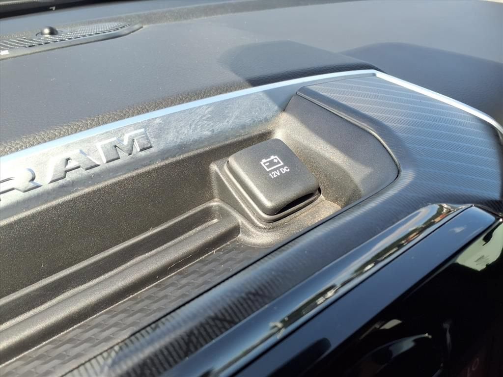 2025 RAM 1500 Lone Star Crew Cab 4x2 5'7" Box