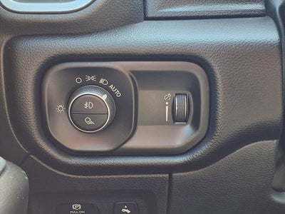 2025 RAM 1500 Big Horn Crew Cab 4x2 5'7" Box