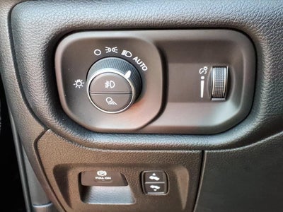 2022 RAM 1500 Lone Star Crew Cab 4x2 5'7" Box