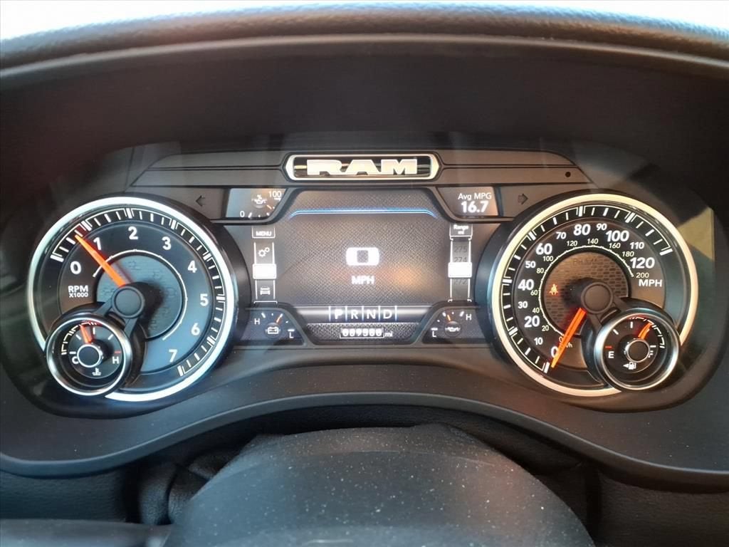 2022 RAM 1500 Lone Star Crew Cab 4x2 5'7" Box