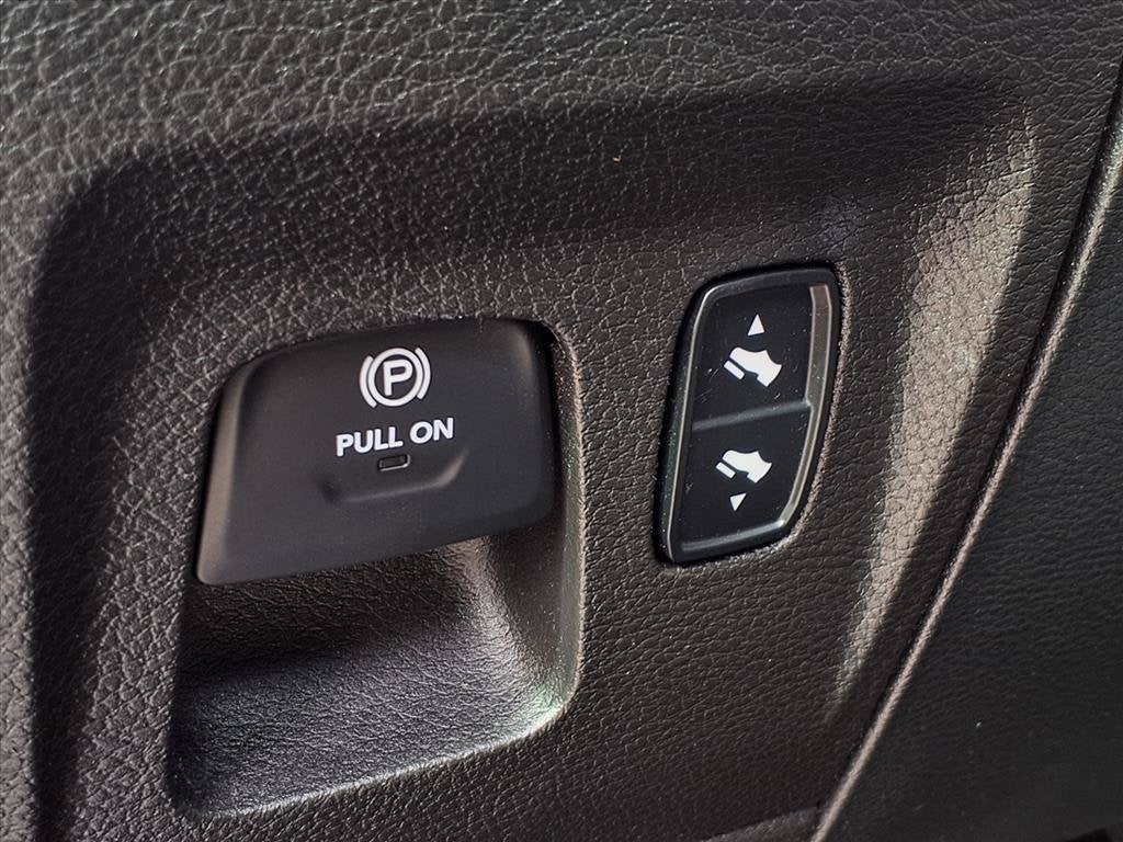 2020 RAM 1500 Limited Crew Cab 4x2 5'7" Box