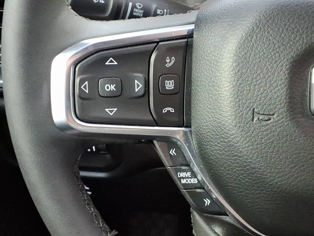 2025 RAM 1500 Big Horn Crew Cab 4x4 5'7" Box