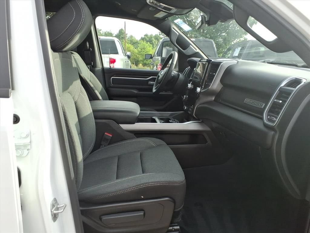 2025 RAM 1500 Big Horn Crew Cab 4x4 5'7" Box