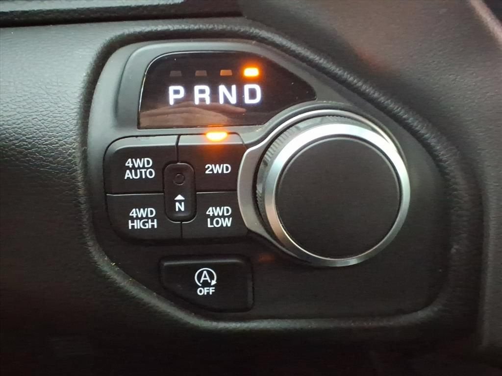 2025 RAM 1500 Lone Star Crew Cab 4x4 5'7" Box