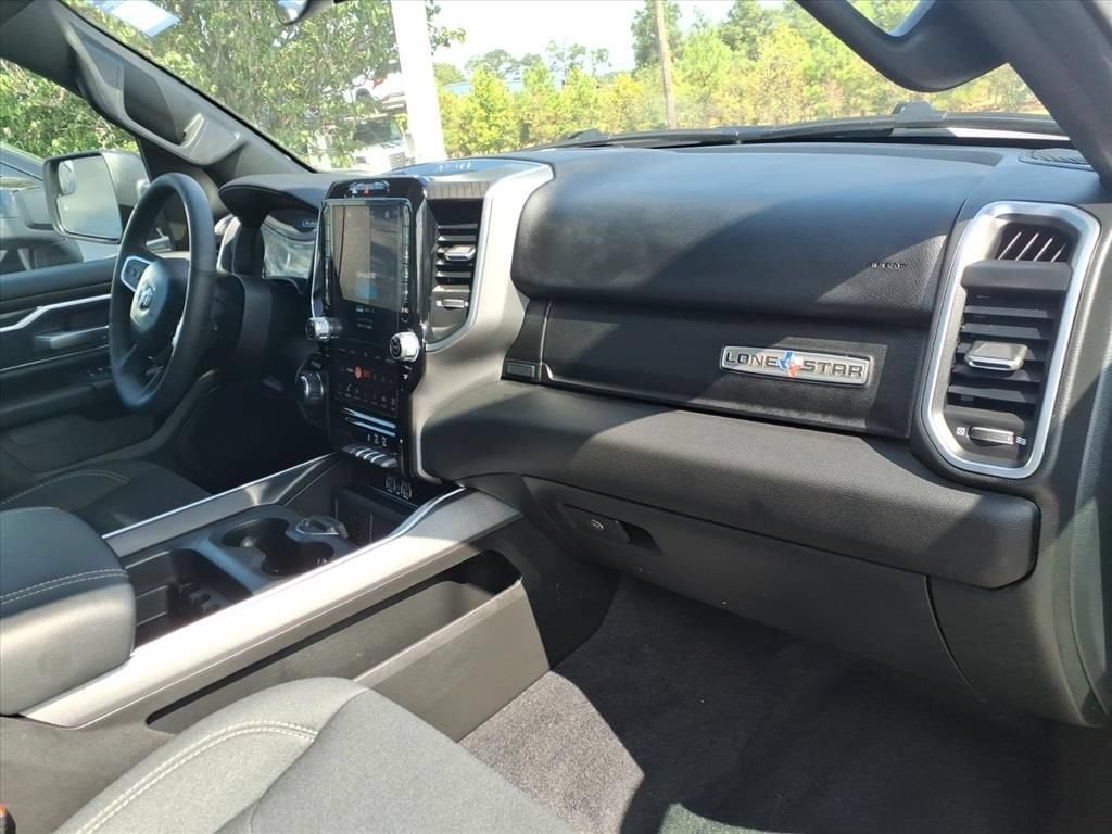 2026 RAM 1500 Lone Star Crew Cab 4x4 5'7" Box