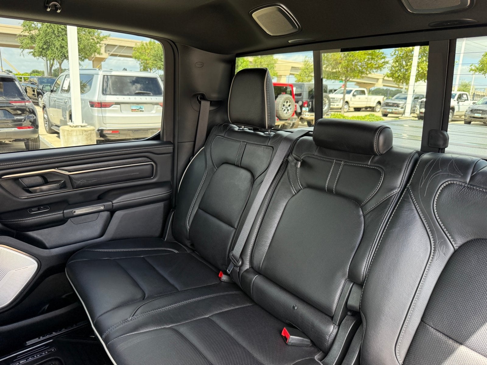2021 RAM 1500 Limited Crew Cab 4x4 5'7" Box