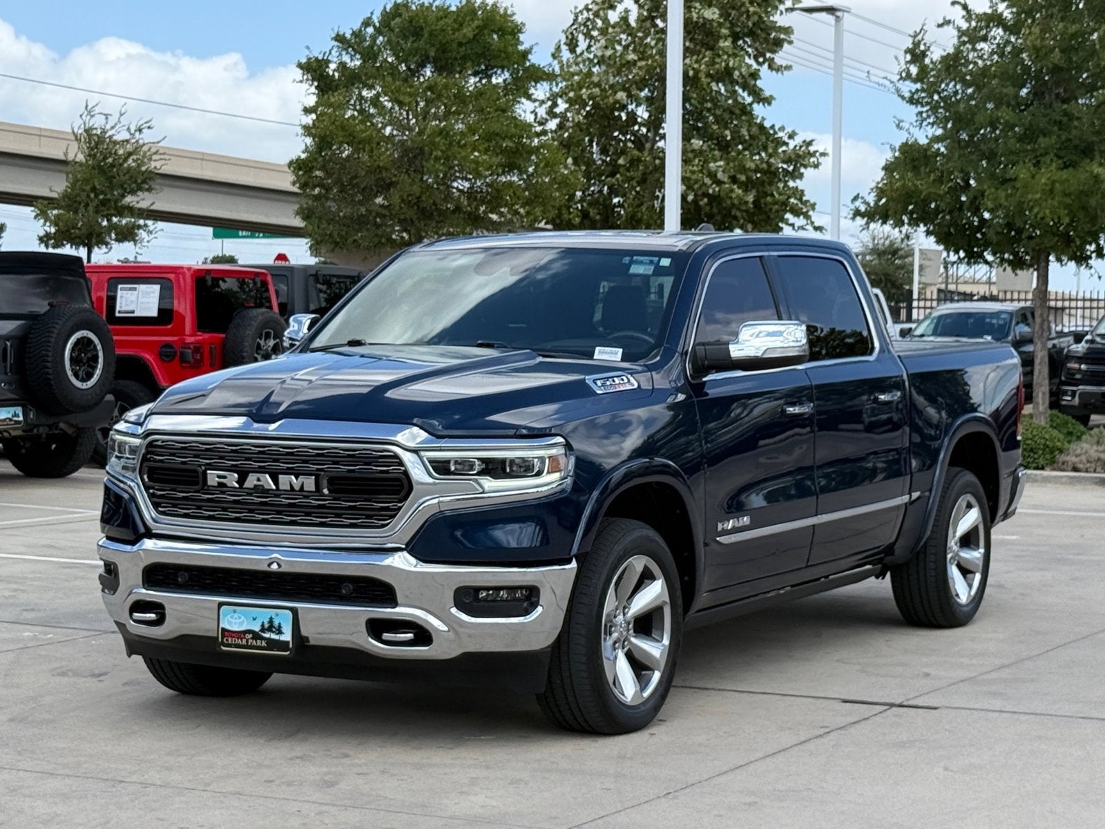 2021 RAM 1500 Limited Crew Cab 4x4 5'7" Box