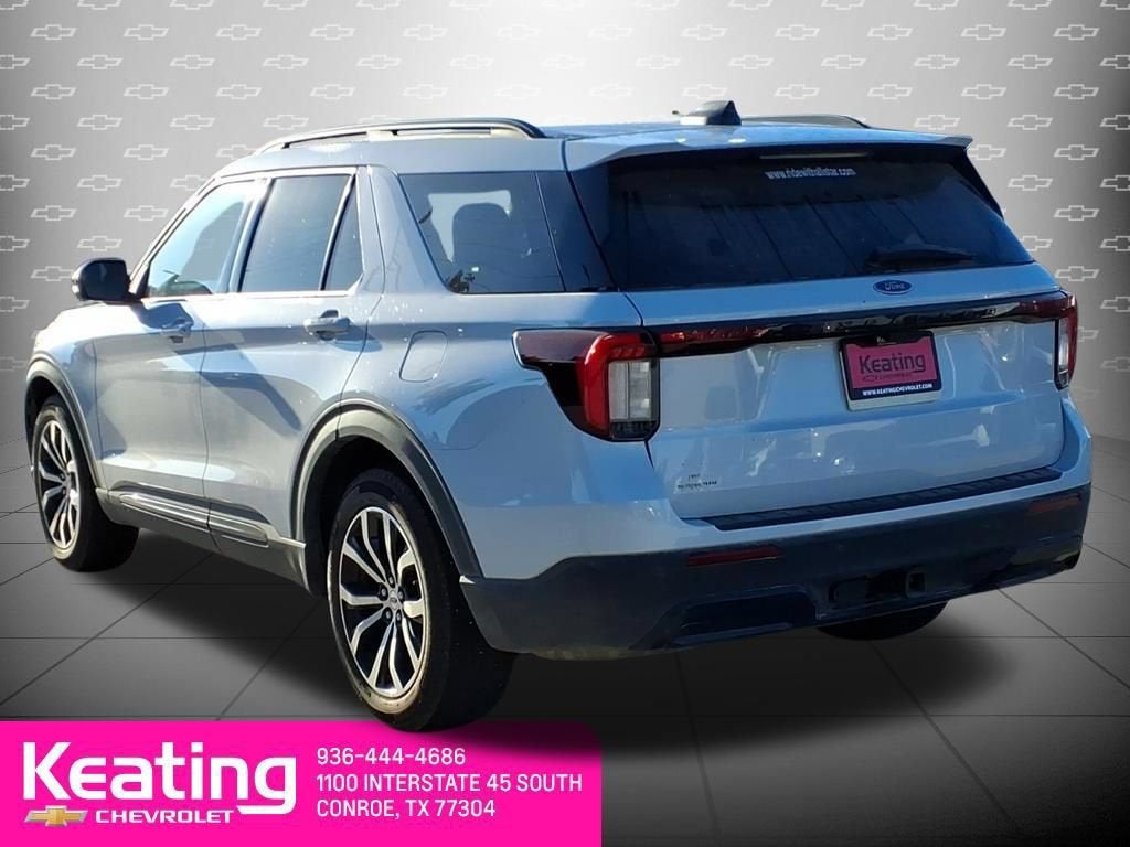 2026 Ford Explorer ST-Line