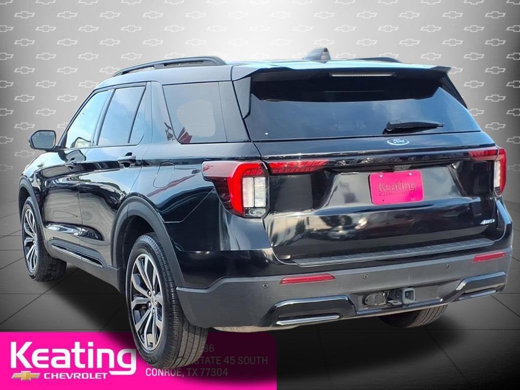 2025 Ford Explorer ST-Line