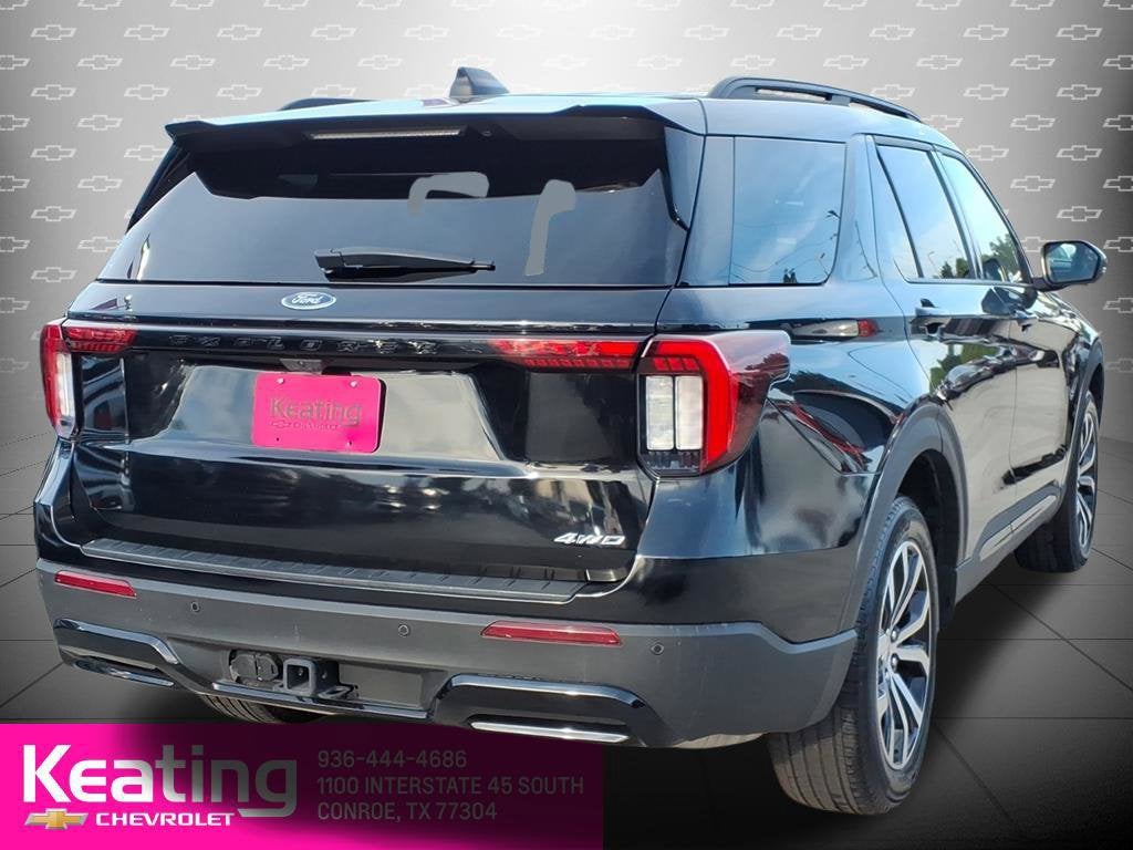 2025 Ford Explorer ST-Line