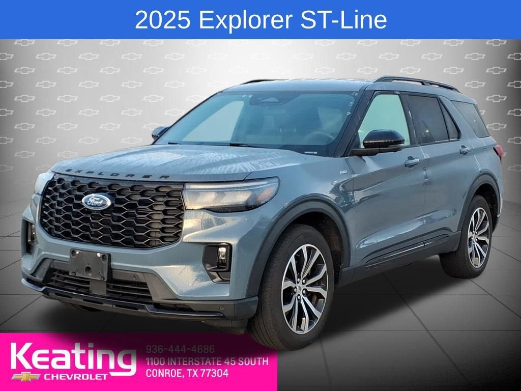2025 Ford Explorer ST-Line