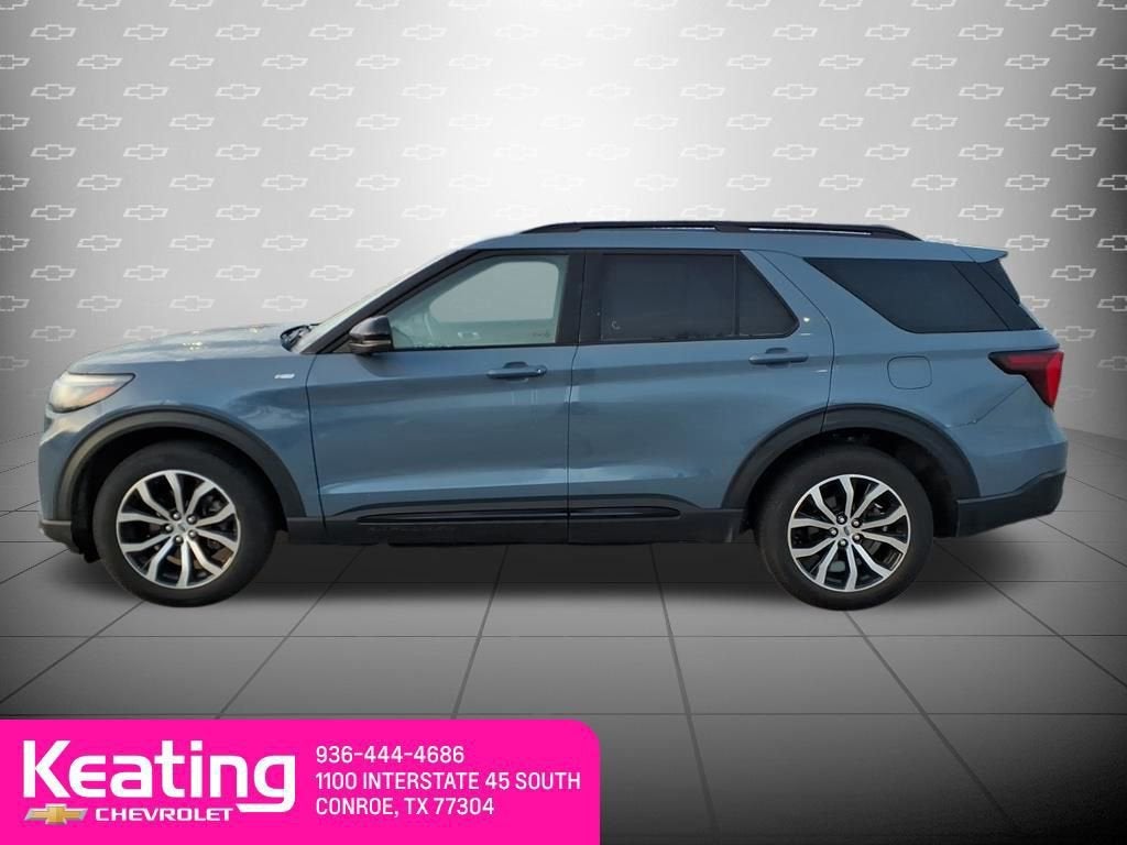 2025 Ford Explorer ST-Line