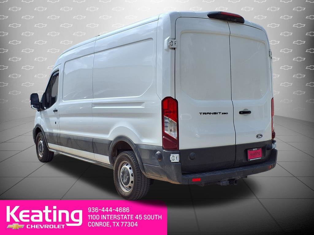 2026 Ford Transit-250 Cargo Van T-250 148" Med Rf 9150 GVWR RWD
