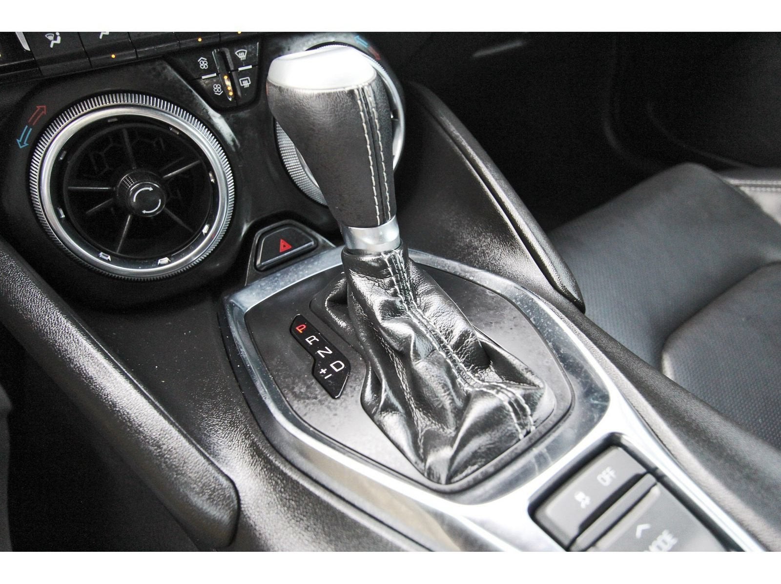 2022 Chevrolet Camaro 2LT
